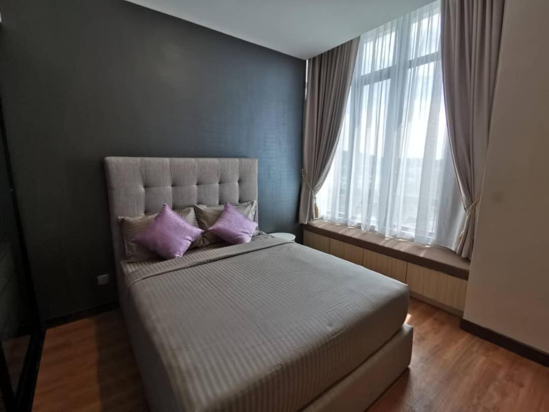 Appartement Shaftsbury Putrajaya At Alamanda Mall Extérieur photo