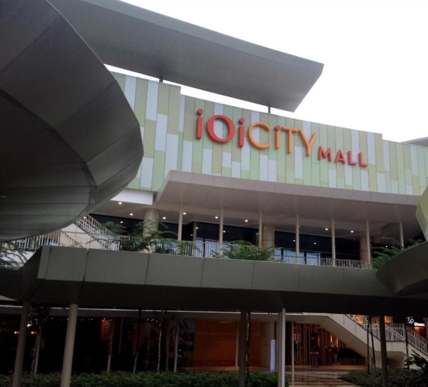 Appartement Shaftsbury Putrajaya At Alamanda Mall Extérieur photo